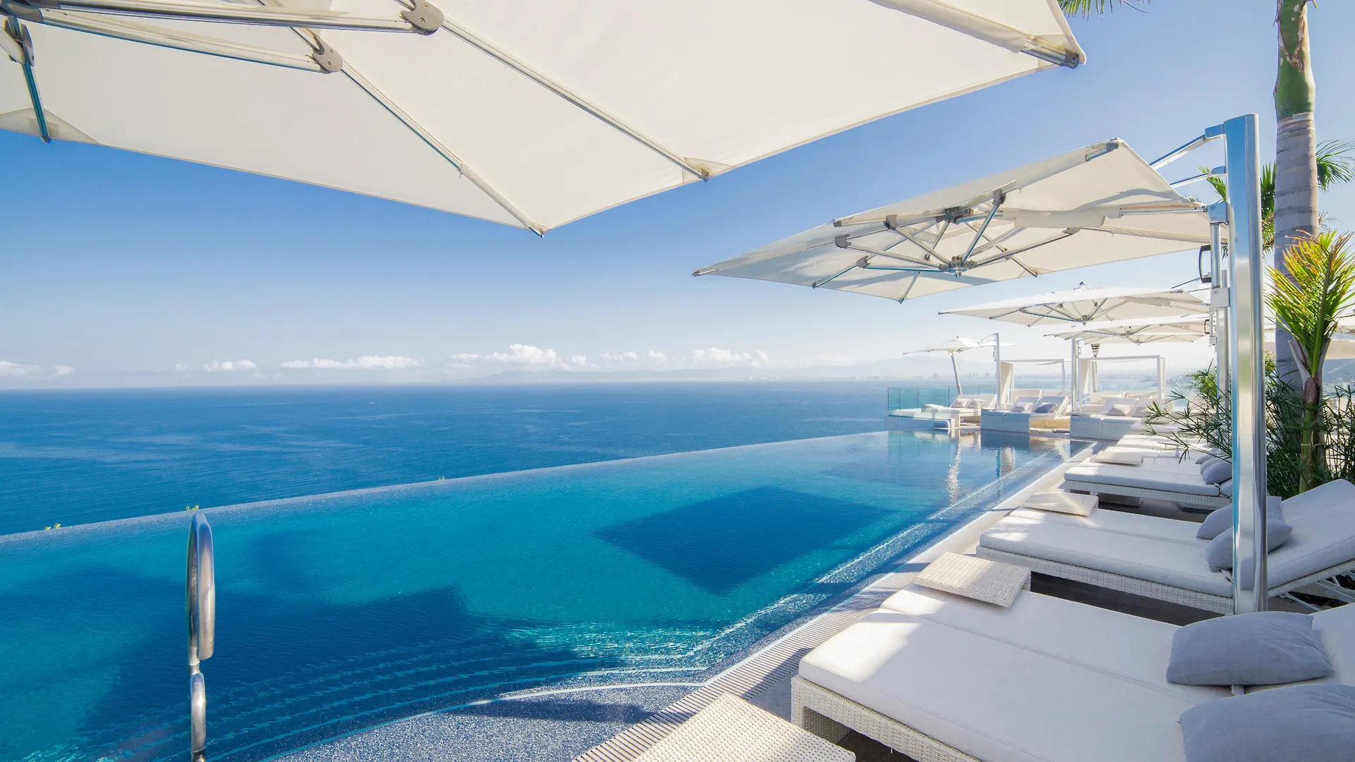 Hotel Mousai - Adults Only contacts